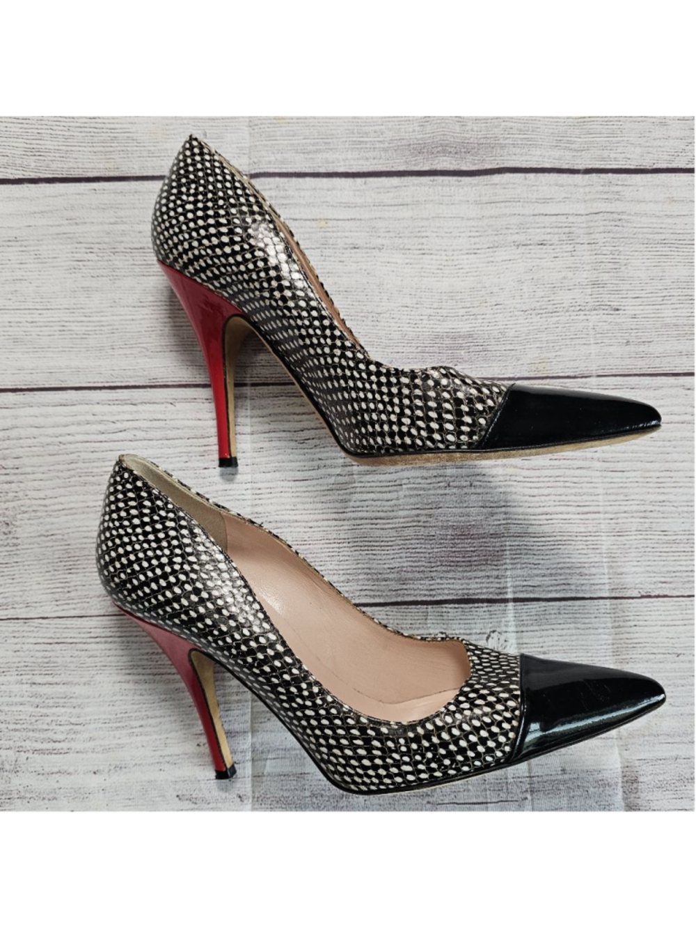Kate Spade sz 7 black/white with red high heeled, pointed toe pumps - Picture 6 of 10